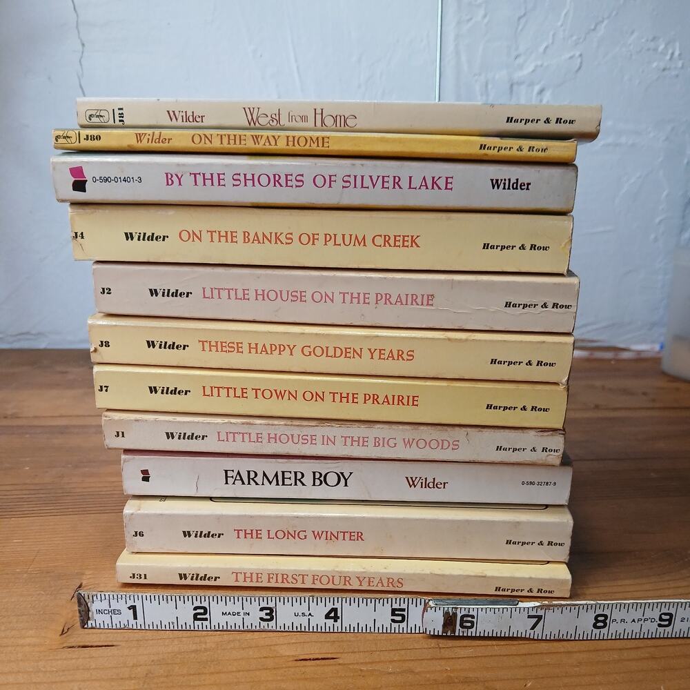 The Complete Set Of Laura Ingalls Wilder‘s Little House Books+2 1971